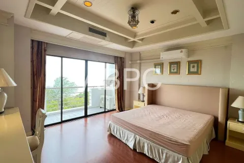 Condominio de 3 dormitorios en Pattaya, Tailandia № 210873 - foto 4