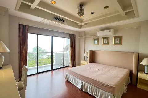 Condominio de 3 dormitorios en Pattaya, Tailandia № 210873 - foto 15