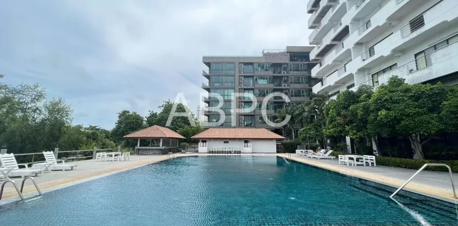 Condominio de 3 dormitorios en Pattaya, Tailandia № 210873