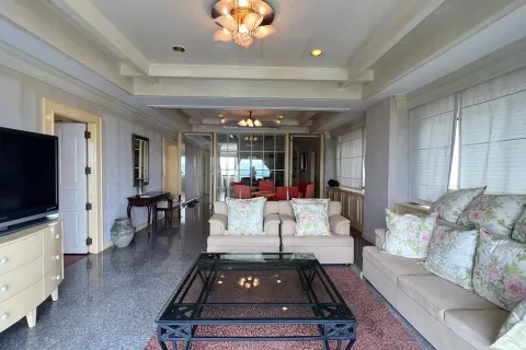Condominio de 3 dormitorios en Pattaya, Tailandia № 210873 - foto 16