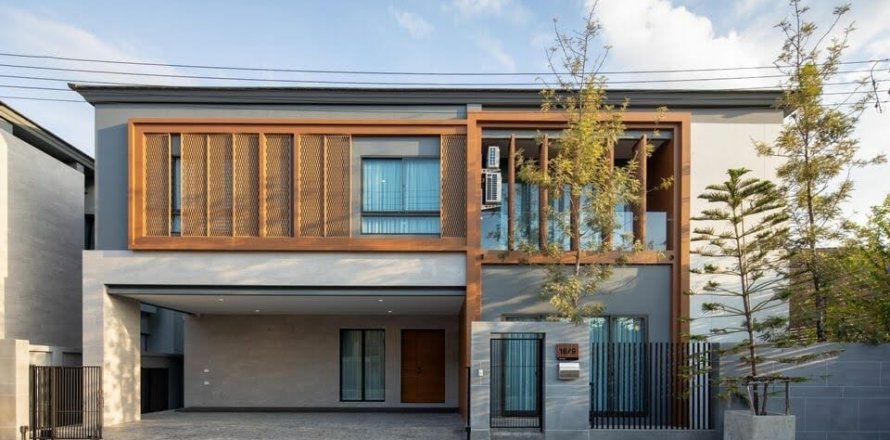 Villa à Chiang Mai, Thaïlande 5 chambres № 160024