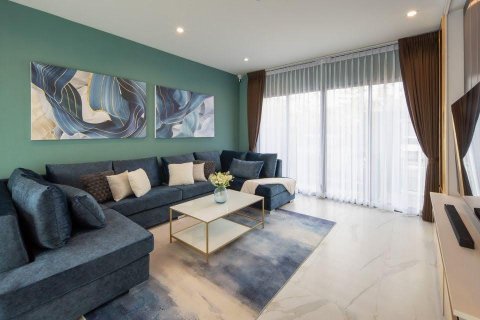 Villa in Chiang Mai, Thailand 5 bedrooms № 160024 - photo 3