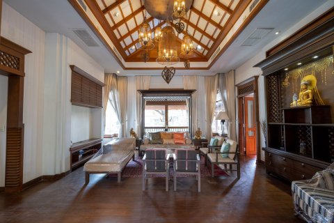 Villa in Chiang Mai, Thailand 3 bedrooms № 160026 - photo 8