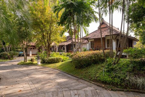 Villa in Chiang Mai, Thailand 3 bedrooms № 160026 - photo 4