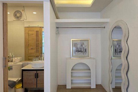 Villa in Chiang Mai, Thailand 4 bedrooms № 160027 - photo 22