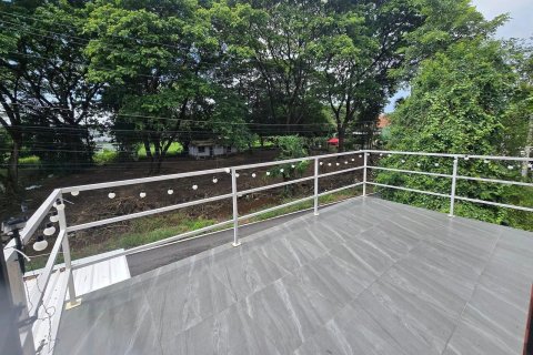 Villa in Chiang Mai, Thailand 4 bedrooms № 160027 - photo 6