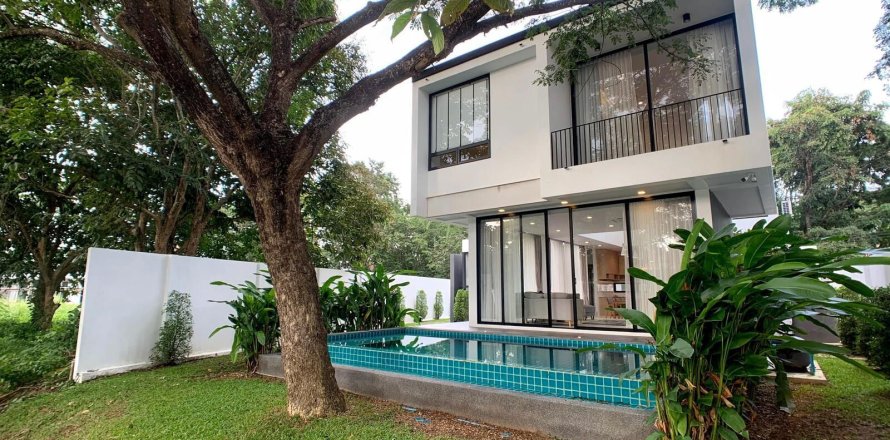 Villa in Chiang Mai, Thailand 4 bedrooms № 160023