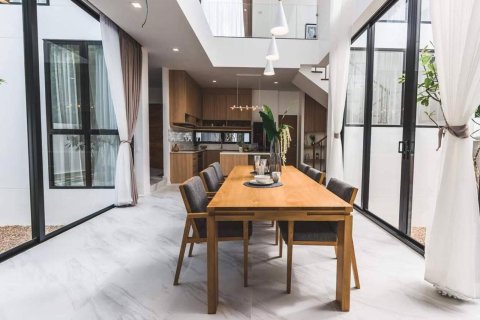 Villa in Chiang Mai, Thailand 4 bedrooms № 160023 - photo 4