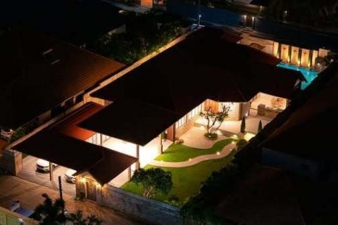 Вилла в Паттайе, Таиланд с 4 спальнями № 142119 - фото 21