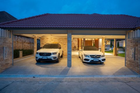 Вилла в Паттайе, Таиланд с 4 спальнями № 142119 - фото 12