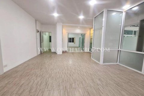 House in Bang Yai, Thailand 8 bedrooms № 142117 - photo 4