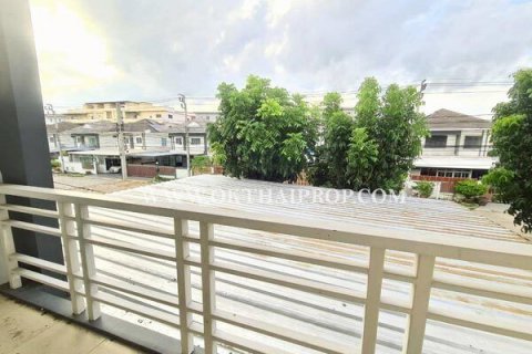 House in Bang Yai, Thailand 8 bedrooms № 142117 - photo 13