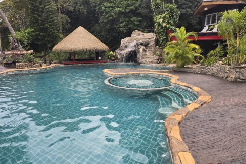 Land in Ko Lanta Yai, Thailand 9600 sq.m. № 157866 - photo 9