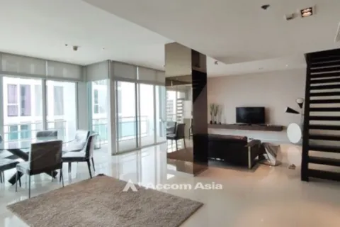 Ático de 2 dormitorios en Watthana, Bangkok, Tailandia № 215088