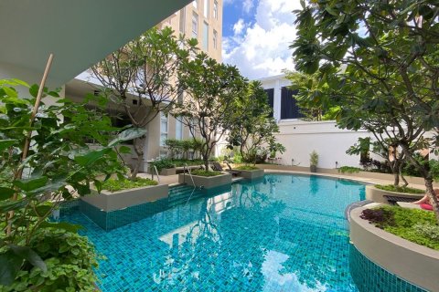 Condo in Chiang Mai, Thailand, 2 bedrooms  № 121757 - photo 15
