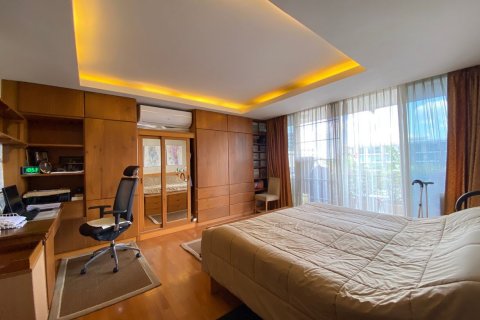 Condo in Chiang Mai, Thailand, 2 bedrooms  № 121757 - photo 8