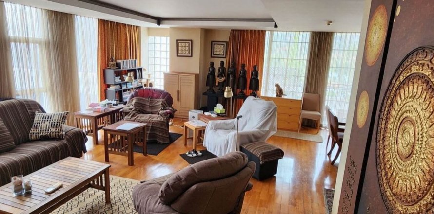 Condo in Chiang Mai, Thailand, 2 bedrooms № 121757