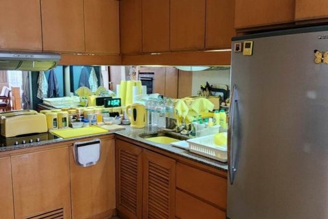 Condo in Chiang Mai, Thailand, 2 bedrooms  № 121757 - photo 3