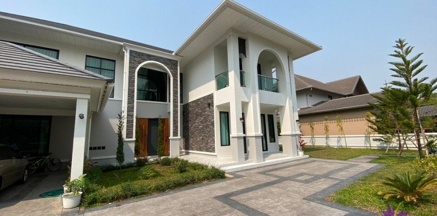 House in Chiang Mai, Thailand 4 bedrooms № 121755