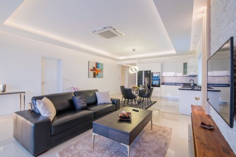 Apartment in Hua Hin, Thailand 3 bedrooms № 168474 - photo 8