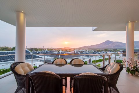 Apartment in Hua Hin, Thailand 3 bedrooms № 168474 - photo 3