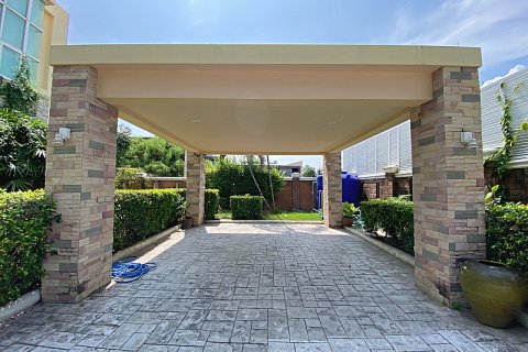 Villa in Hua Hin, Thailand 4 bedrooms № 168476 - photo 14