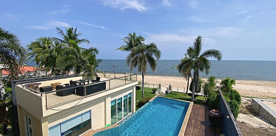 Villa in Hua Hin, Thailand 4 bedrooms № 168476