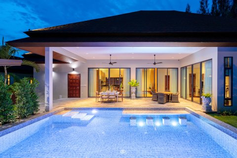 Villa in Hua Hin, Thailand 3 bedrooms № 168470 - photo 7