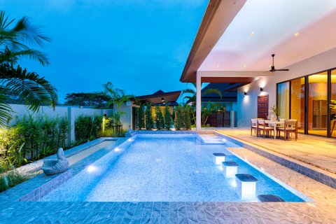 Villa in Hua Hin, Thailand 3 bedrooms № 168470 - photo 3