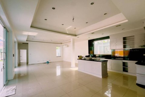 Villa à Phuket, Thaïlande 4 chambres № 172860 - photo 4