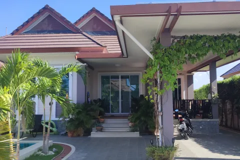 Villa in Cha-am, Thailand 3 bedrooms № 159030