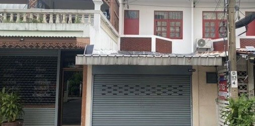 Townhouse in Phra Khanong, Bangkok, Thailand 2 bedrooms № 159034