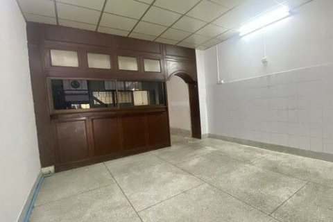 Townhouse in Phra Khanong, Bangkok, Thailand 2 bedrooms № 159034 - photo 2