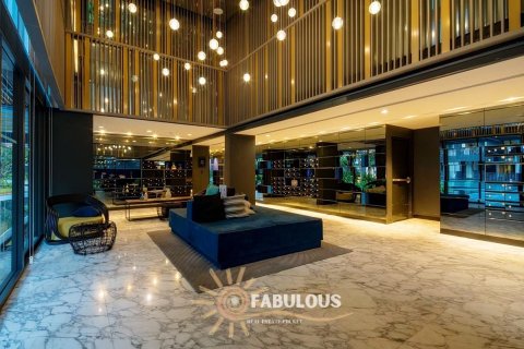 Condo in Patong, Thailand, 2 bedrooms № 179270 - photo 17