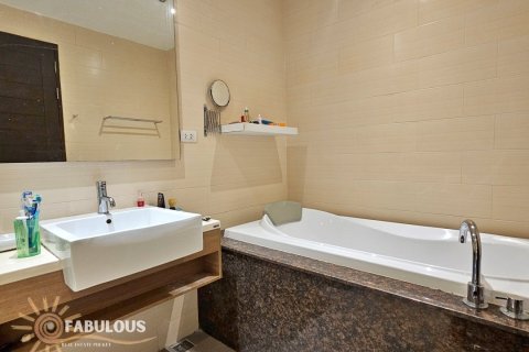 Condo in Kathu, Thailand, 2 bedrooms № 179267 - photo 9