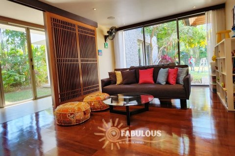 Villa à Bang Tao, Thaïlande 4 chambres № 179266 - photo 6