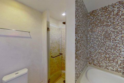 Кондоминиум с 2 спальнями в Хуа Хине, Таиланд № 149247 - фото 12