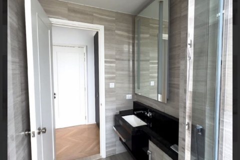 Кондоминиум с 2 спальнями в Сатхоне, Бангкок, Таиланд № 136105 - фото 11