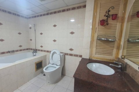 Кондоминиум с 2 спальнями в Клонг Тоэй, Бангкок, Таиланд № 149722 - фото 9