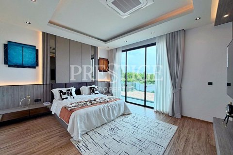 Haus in Pattaya, Thailand 5 Schlafzimmer № 220696 - Foto 18