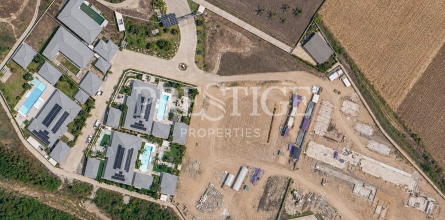 Grundstück in Pattaya, Thailand 1600 m2 № 220695