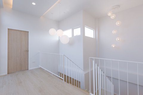 Villa in Saraphi, Thailand 3 bedrooms № 139353 - photo 23