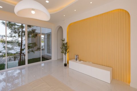 Villa in Saraphi, Thailand 3 bedrooms № 139353 - photo 5