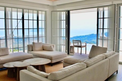 Villa in Ko Samui, Thailand 6 bedrooms № 139352 - photo 8