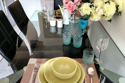 Condo in Phuket, Thailand, 2 bedrooms  № 139354 - photo 7