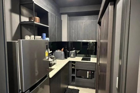 Кондоминиум с 1 спальней в Хуай Кванге, Бангкок, Таиланд № 135230 - фото 3