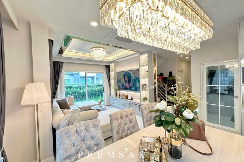 House in Khlong Luang, Thailand 4 bedrooms № 161713 - photo 30