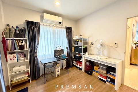 House in Khlong Luang, Thailand 4 bedrooms № 161713 - photo 25