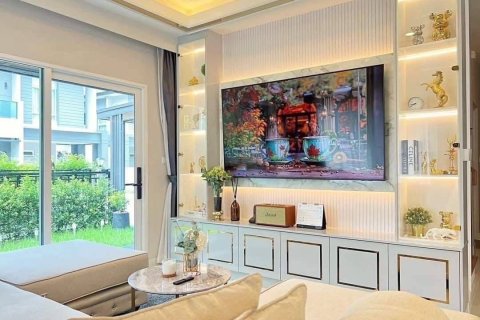 House in Khlong Luang, Thailand 4 bedrooms № 161713 - photo 26