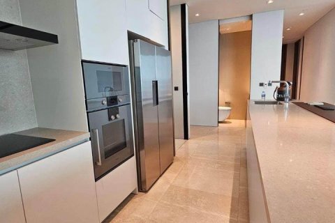 Condo in Khlong San, Bangkok, Thailand, 3 bedrooms  № 161712 - photo 12